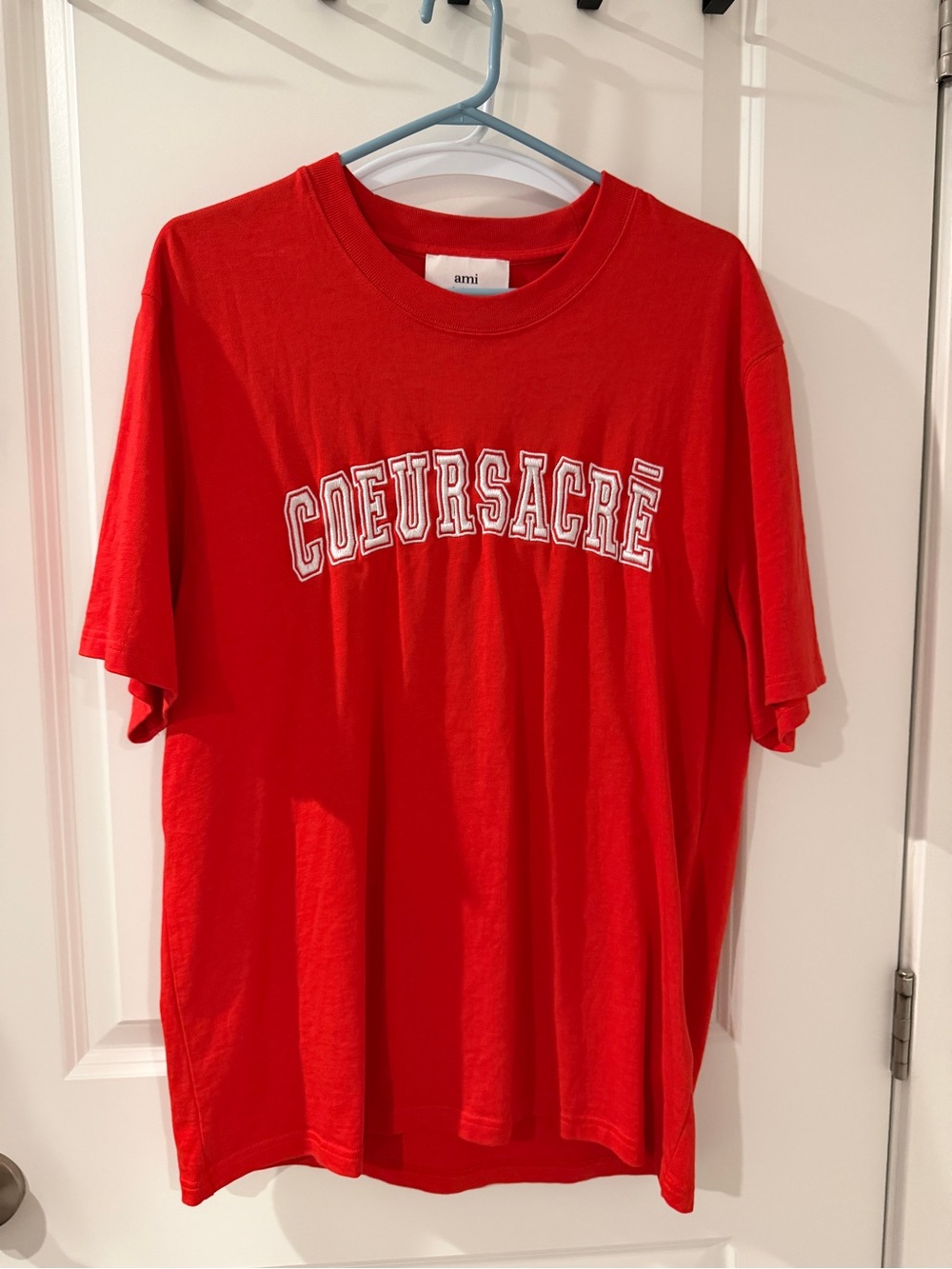 Ami Alexandre Mattiussi Red 'COEURSACRÉ' Graphic Short Sleeve Tee